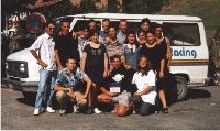 Il nostro gruppo davanti a fratello Furgone - clicca per ingrandire